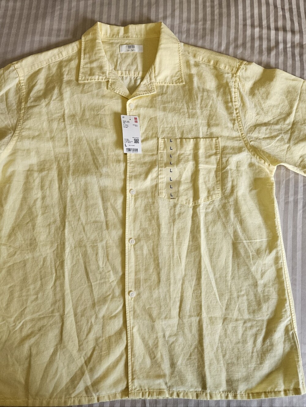 Uniqlo Men Short-Sleeve Button-Down Shirt - Yellow